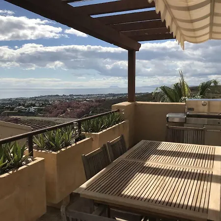 6482 - Luxury One Level Penthouse 公寓 *