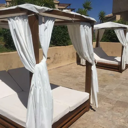 6482 - Luxury One Level Penthouse Estepona